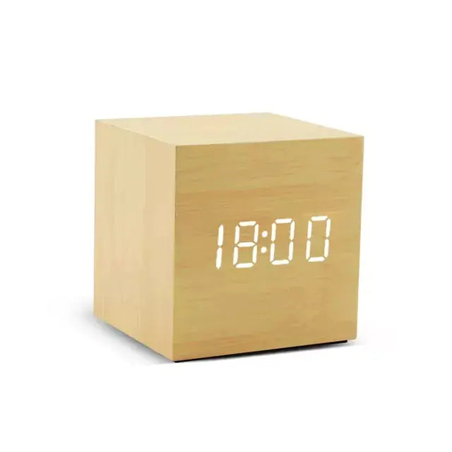 Reloj LED con alarma