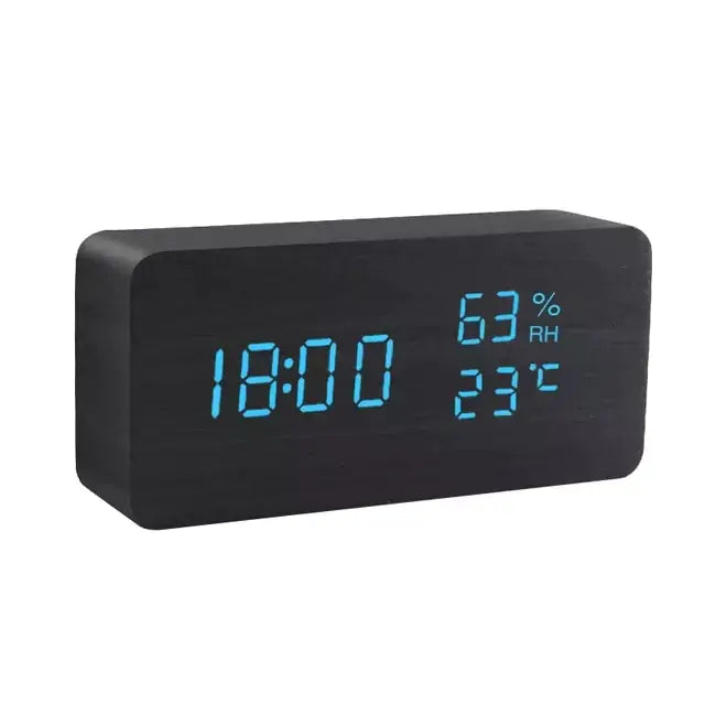 Reloj LED con alarma