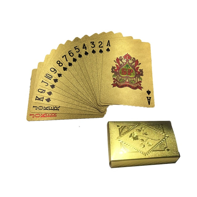 Baraja de cartas de póquer con hojas de oro